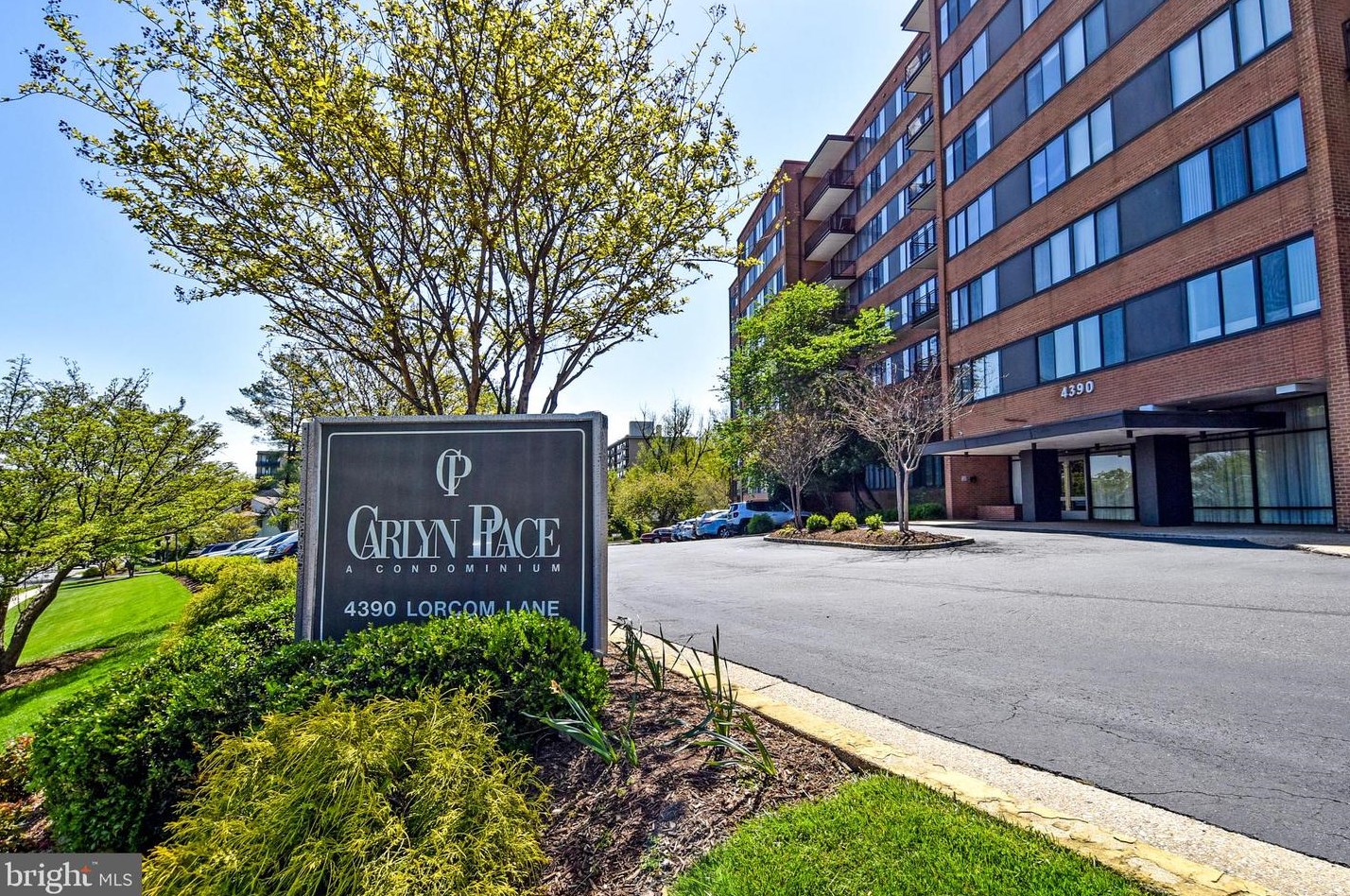 4390 Lorcom Ln #110, Arlington, VA 22207
