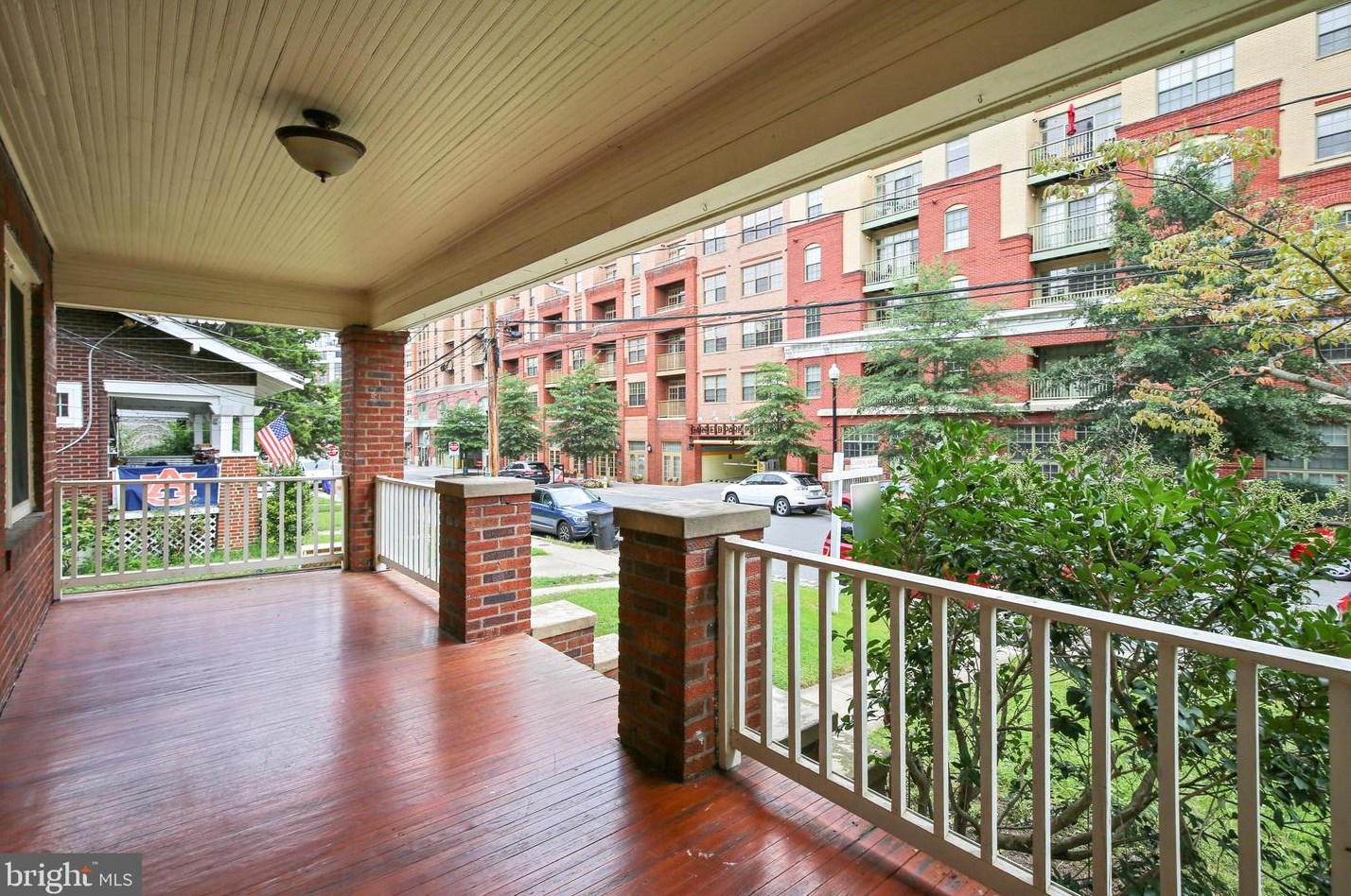 916 N Garfield St, Arlington, VA 22201
