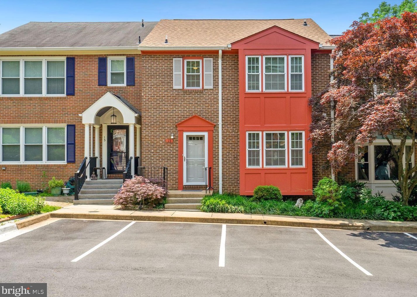 13 Oakland St, Arlington, VA 22203-3500