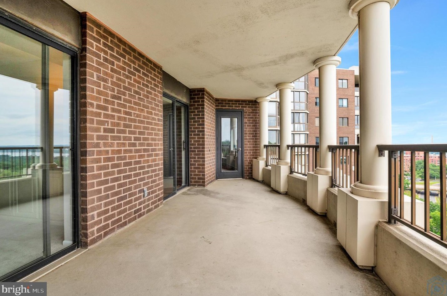 1600 N Oak St #1526, Arlington, VA 22209
