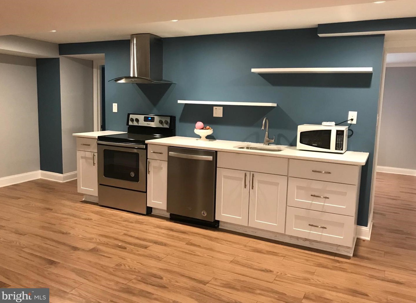 3807 N Ridgeview Rd, Arlington, VA 22207
