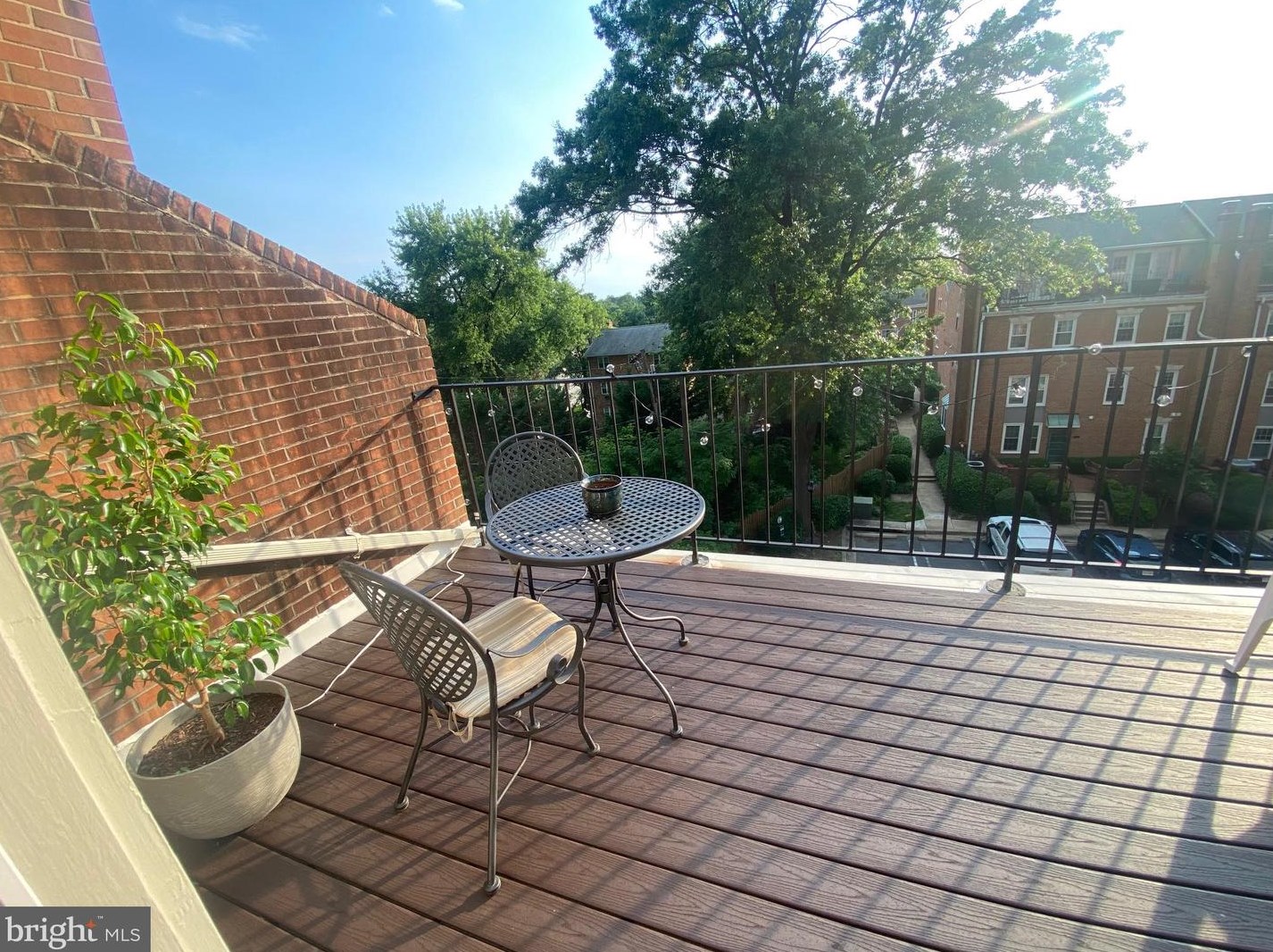 750 Vermont St, Arlington VA  22203-2022 exterior
