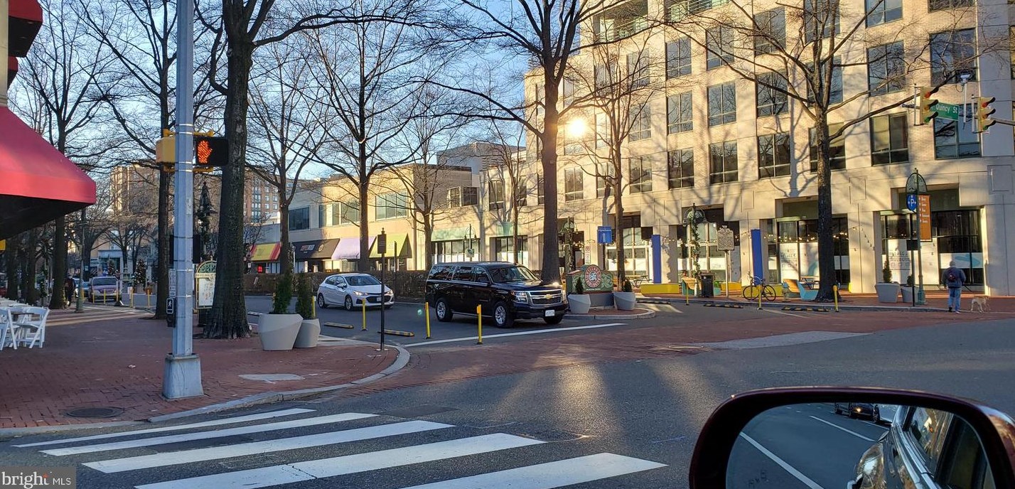 2977 S Columbus St, Arlington, VA 22206