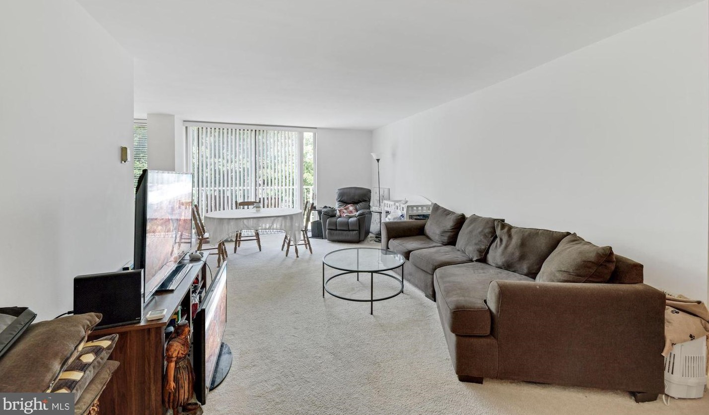 5565 Columbia Pike #810, Arlington, VA 22204