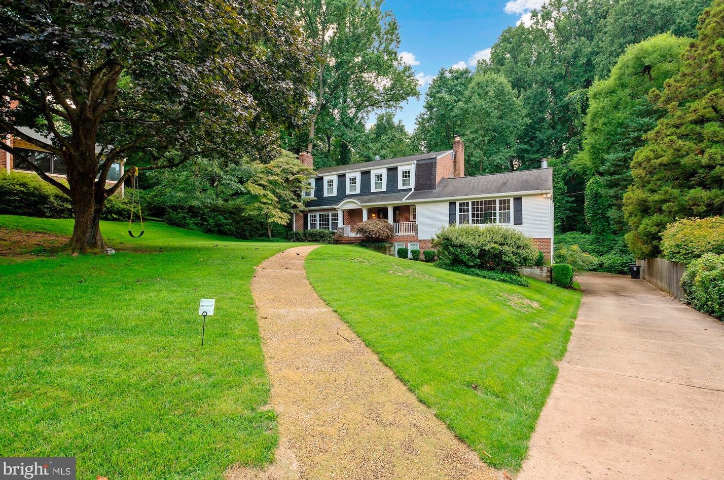 3856 Rixey St, Arlington VA  22207-4621 exterior