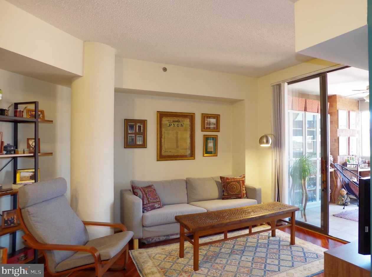 1001 N Vermont St #912, Arlington, VA 22201