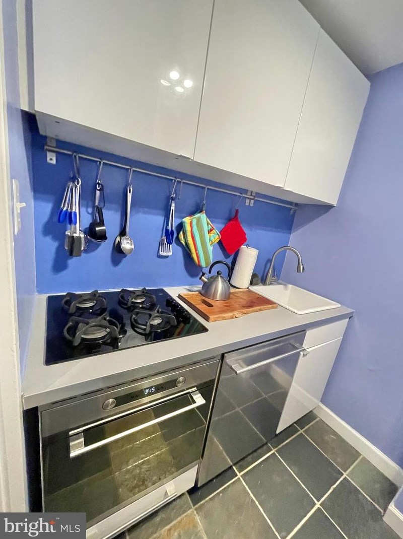 1011 Arlington Blvd #929, Arlington, VA 22209
