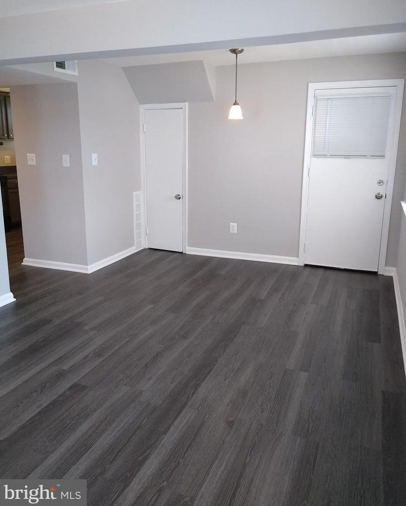1547 13th St S #1, Arlington, VA 22204