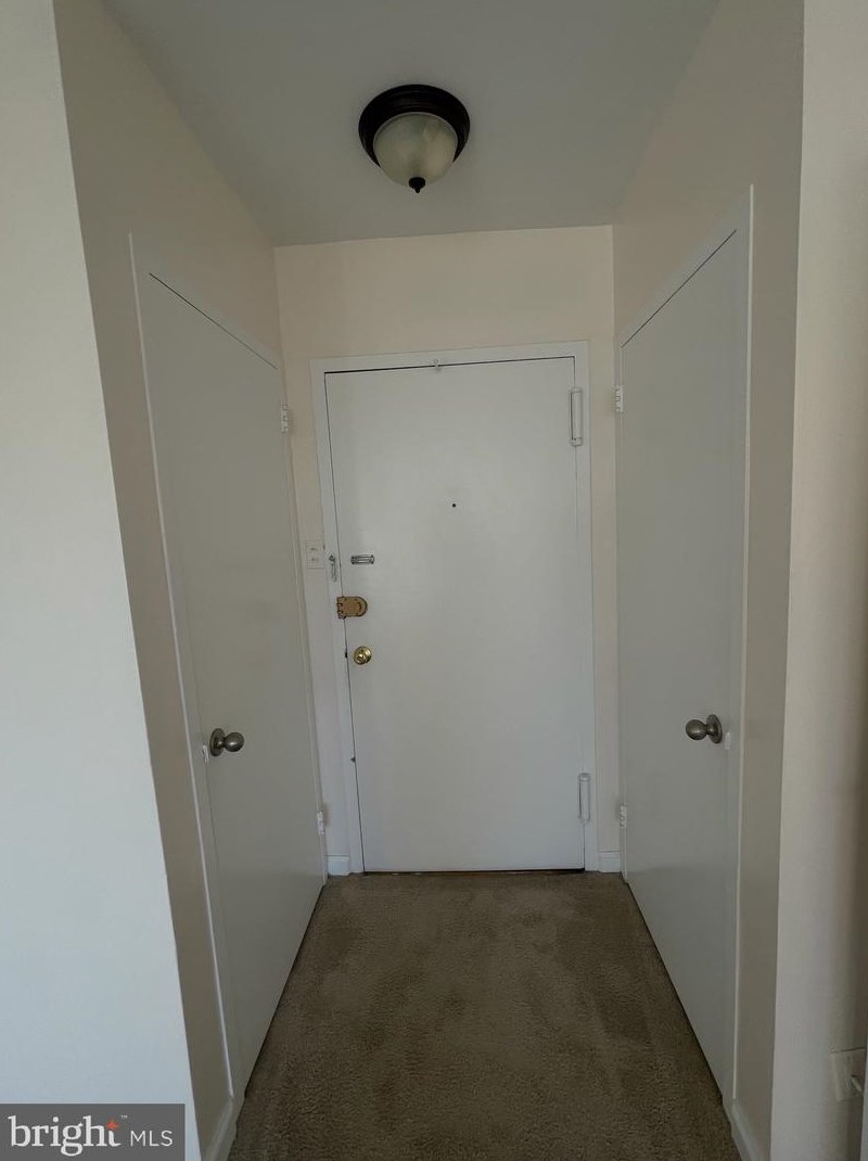 1111 Arlington Blvd Apt 647, Arlington, VA 22209