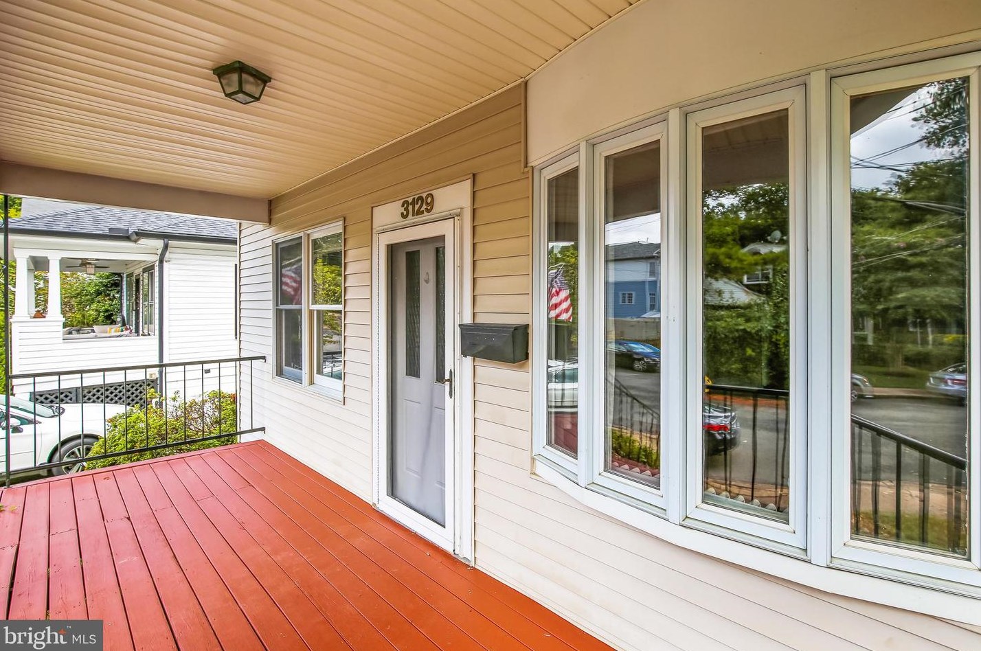 3129 8th St N, Arlington, VA 22201
