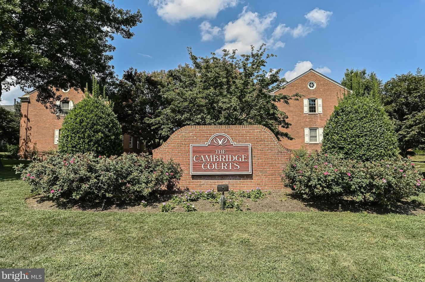 2811 Arlington Blvd #154, Arlington, VA 22201