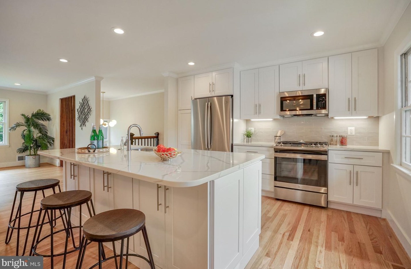 2600 Nottingham St, Arlington VA  22207-1249 exterior