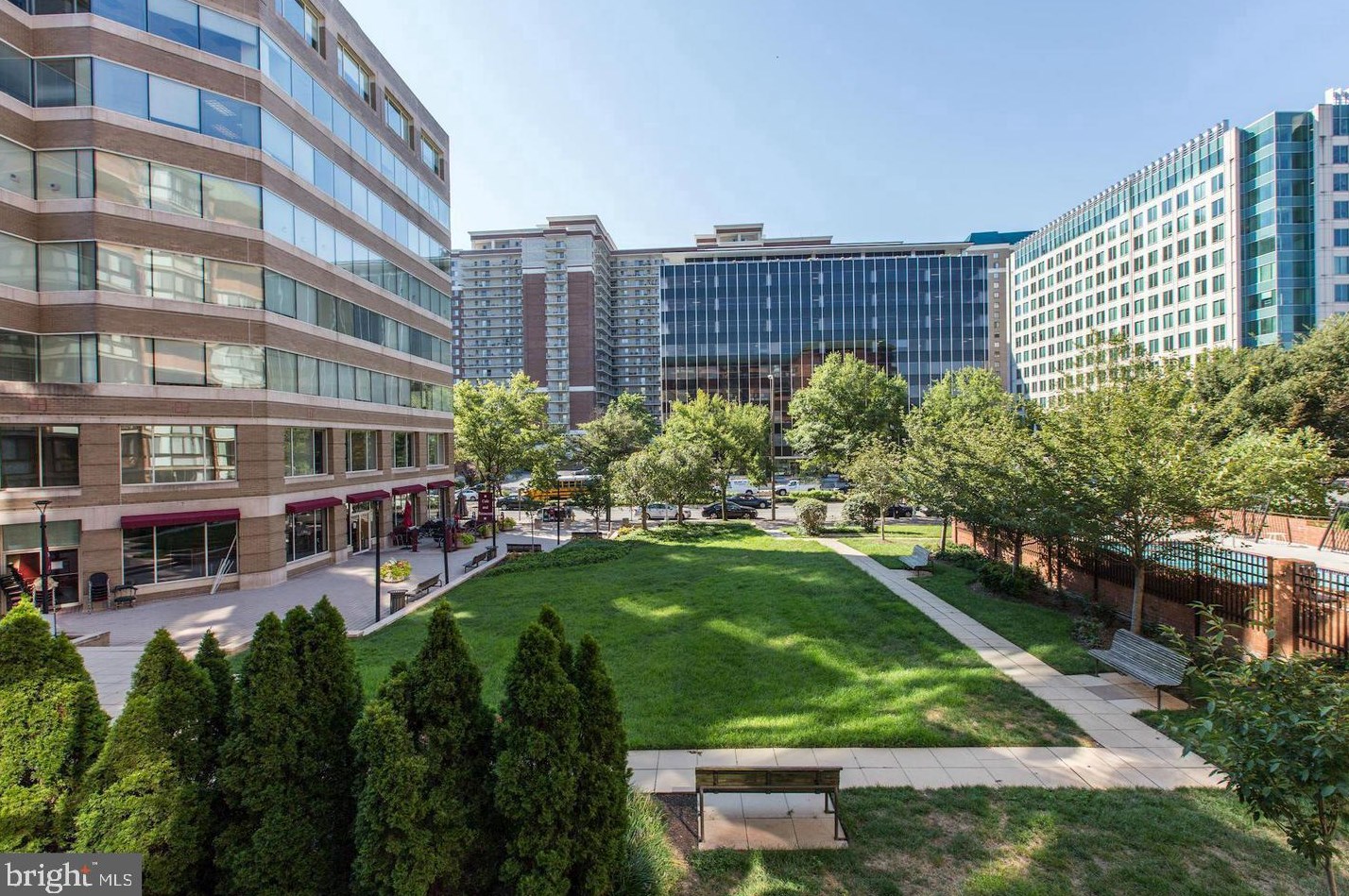 1001 N Randolph St #102, Arlington, VA 22201