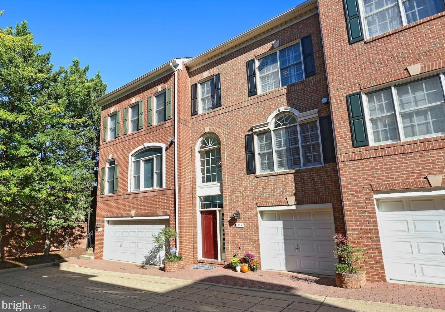 1172 Vernon St, Arlington, VA 22201-5757