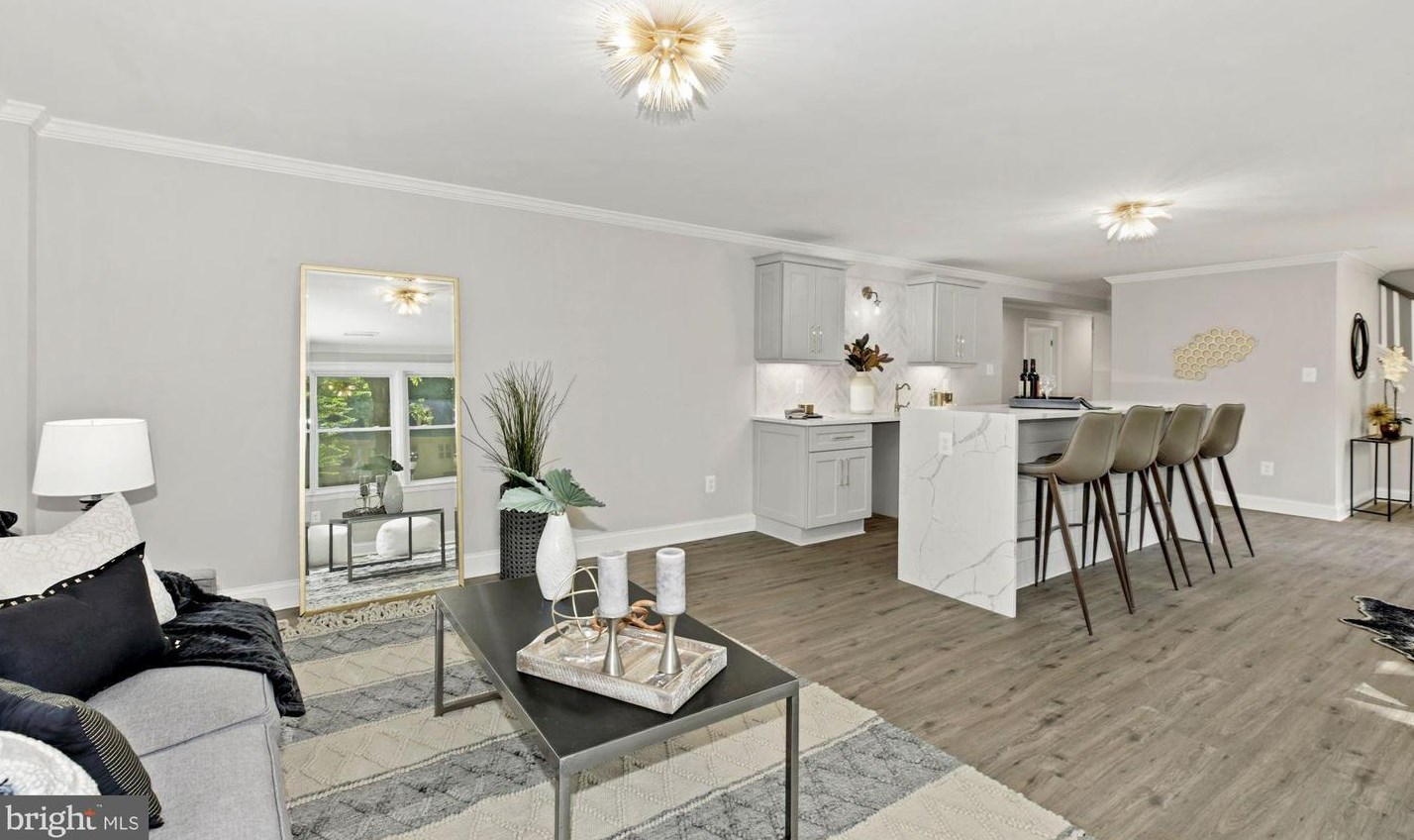 2762 Randolph St, Arlington VA  22207-5223 exterior