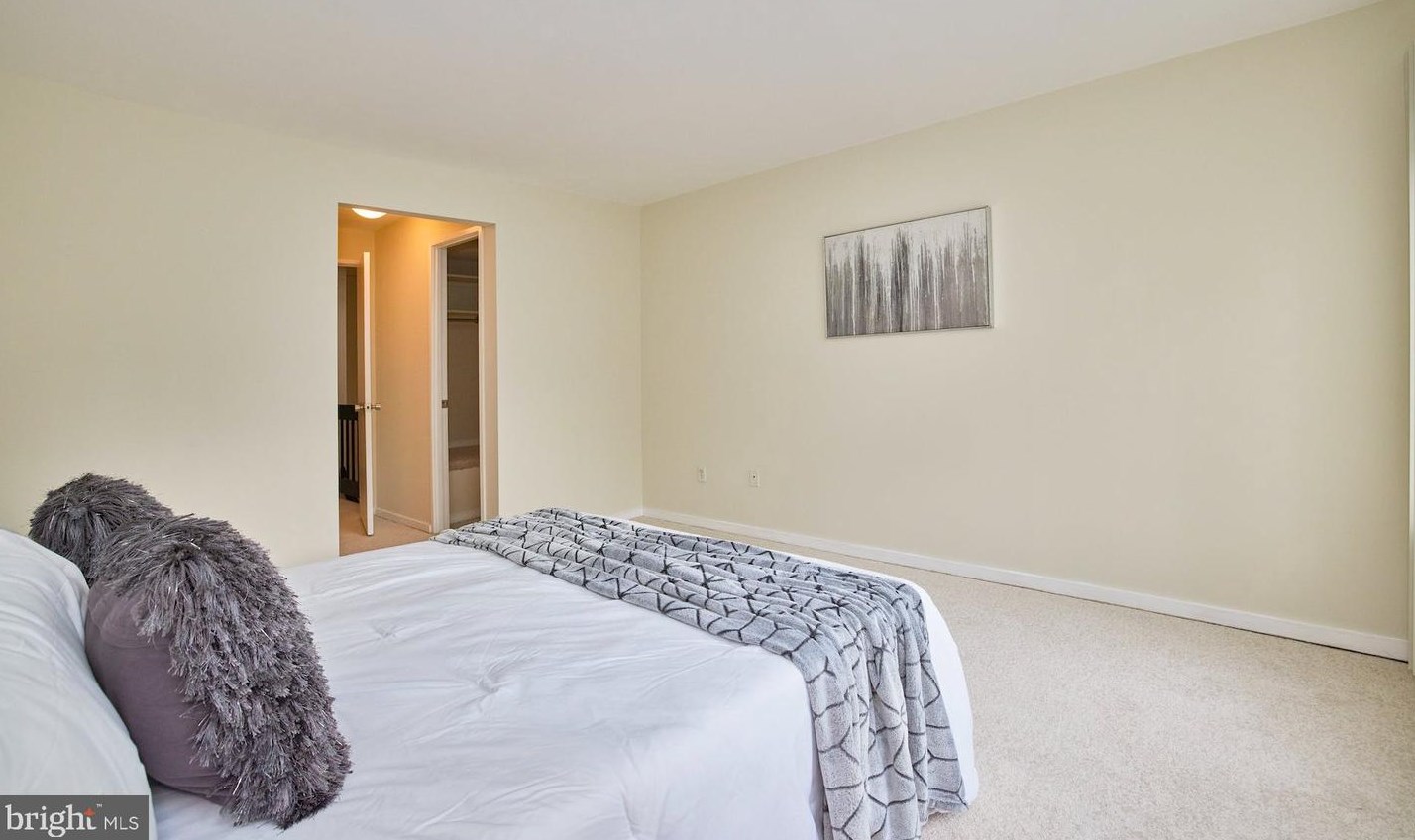 1229 Quinn St, Arlington VA 22209-3305 exterior