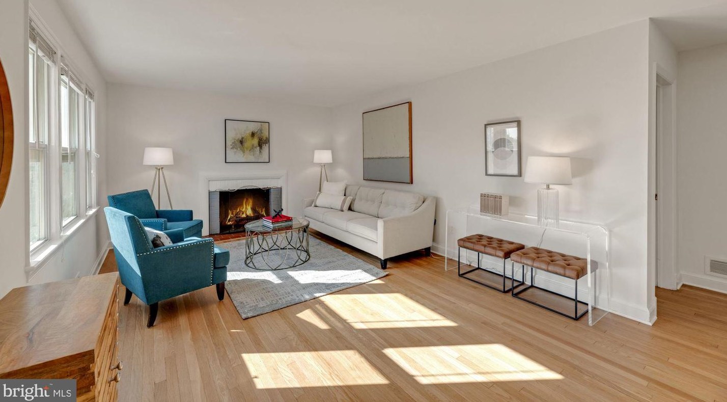 1930 Woodrow St, Arlington, VA 22207-2410