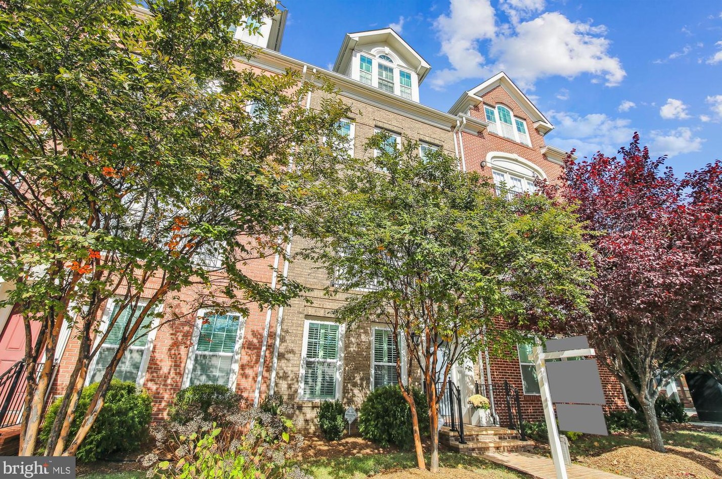 4515 Wilson Blvd, Arlington, VA 22203-1518