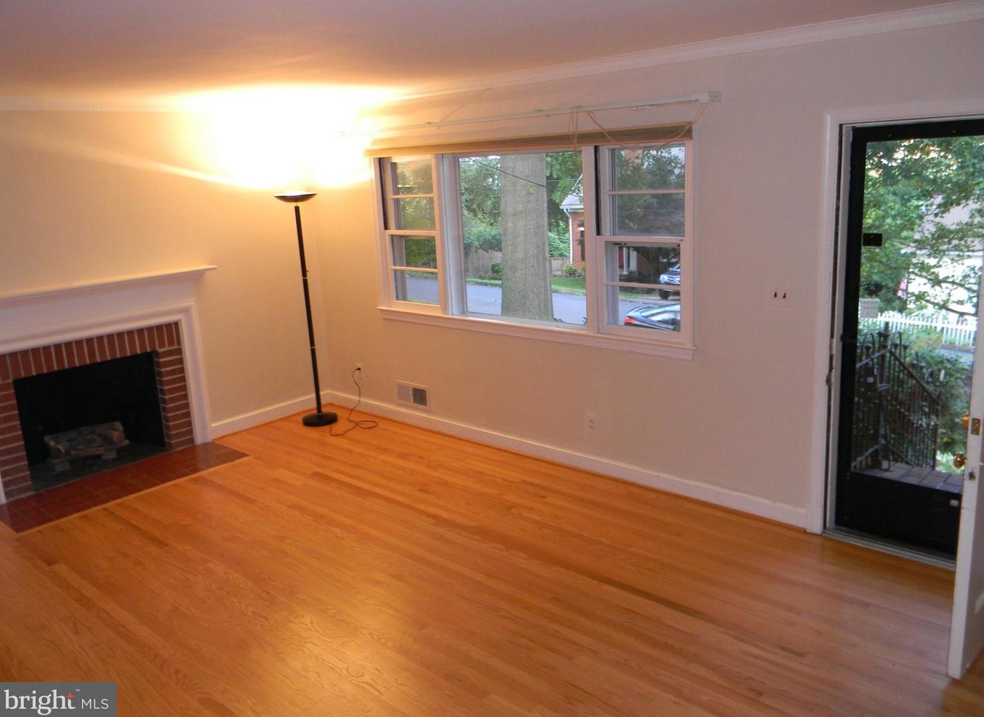 3004 S Grant St, Arlington, VA 22202