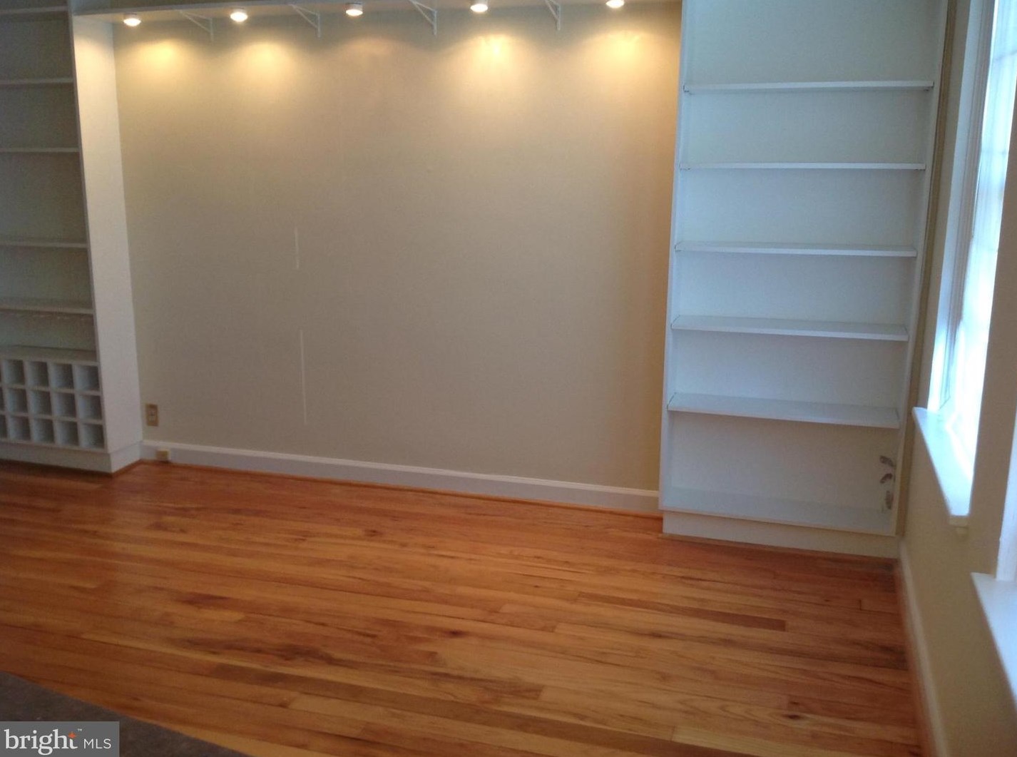 4445 36th St S, Arlington, VA 22206
