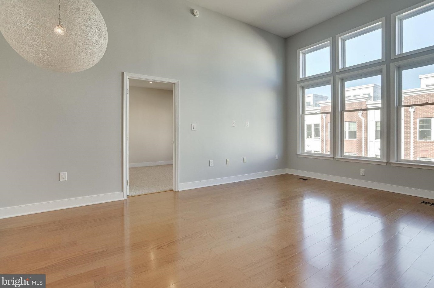 1811 14th St N #c403, Arlington, VA 22209