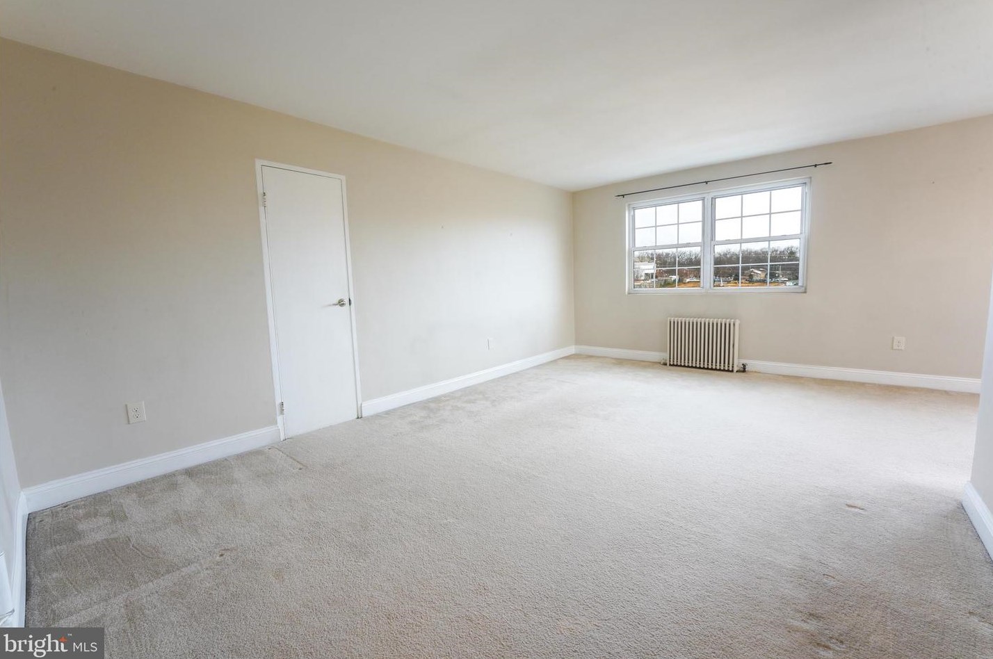 5310 8th Rd S #8, Arlington, VA 22204