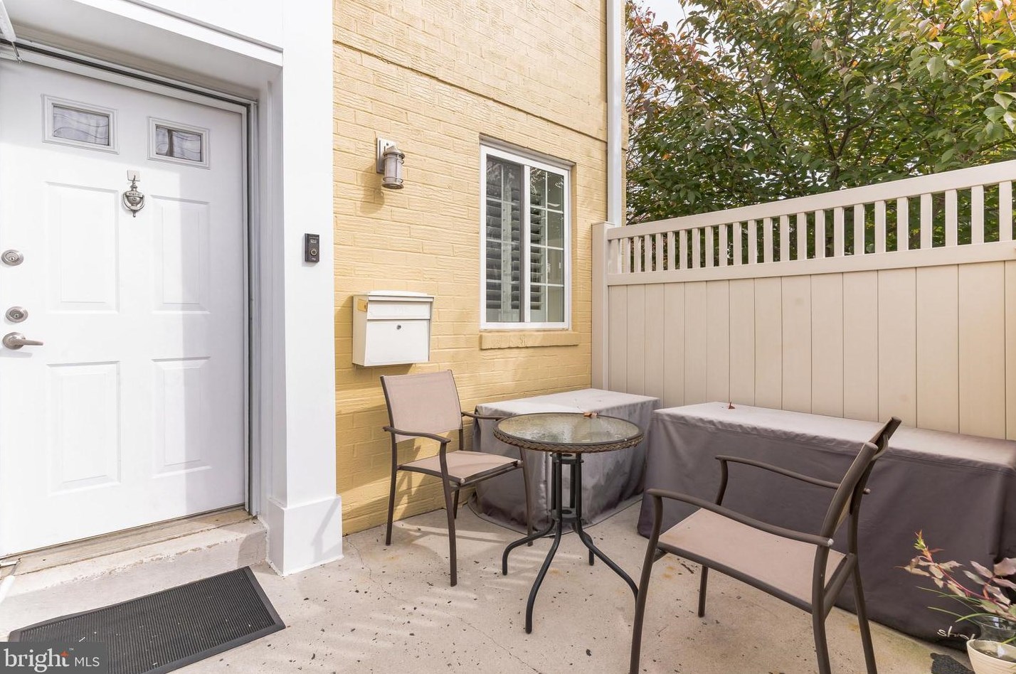 4187 S Four Mile Run Dr #c, Arlington, VA