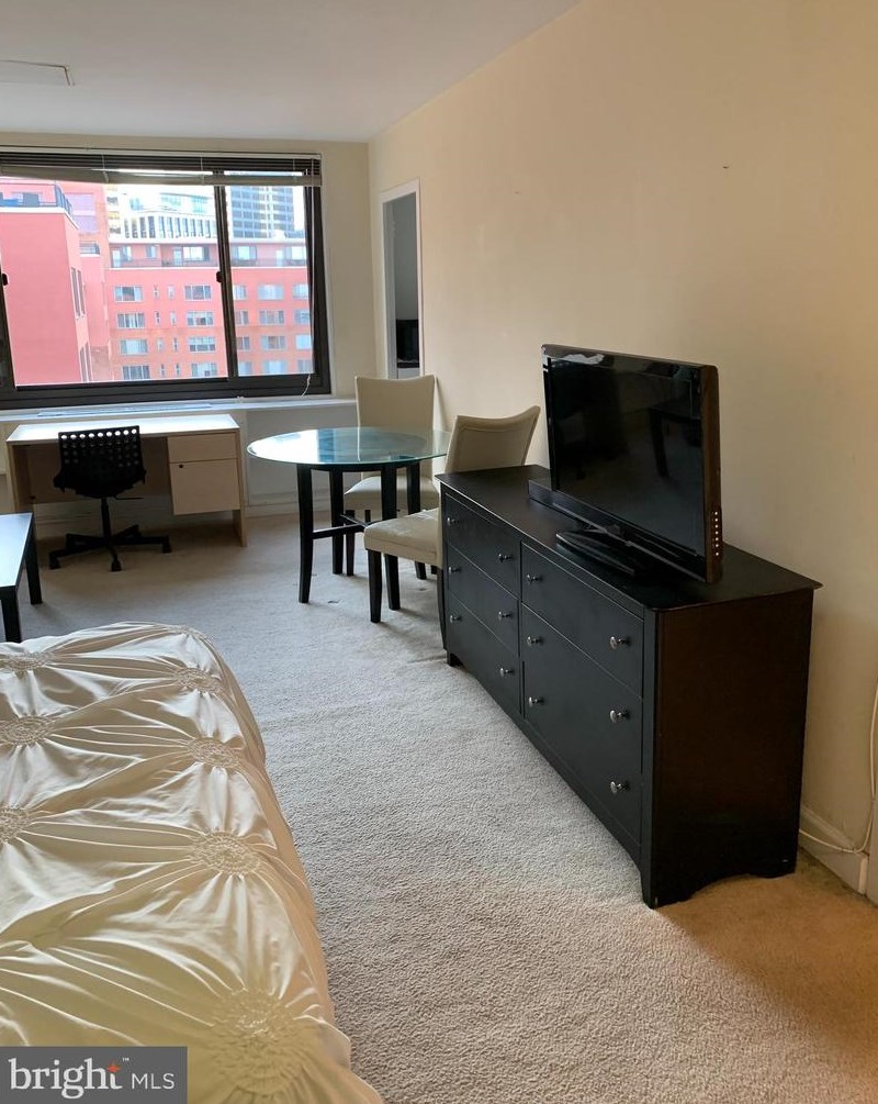 1021 Arlington Blvd Apt 1114, Arlington, VA 22209