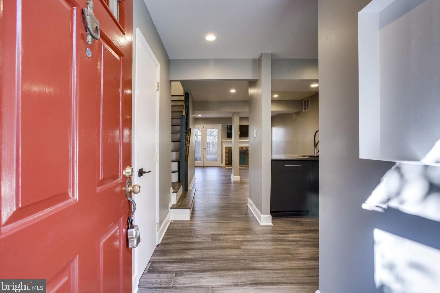 2502 Arlington Mill Dr, Arlington, VA 22206