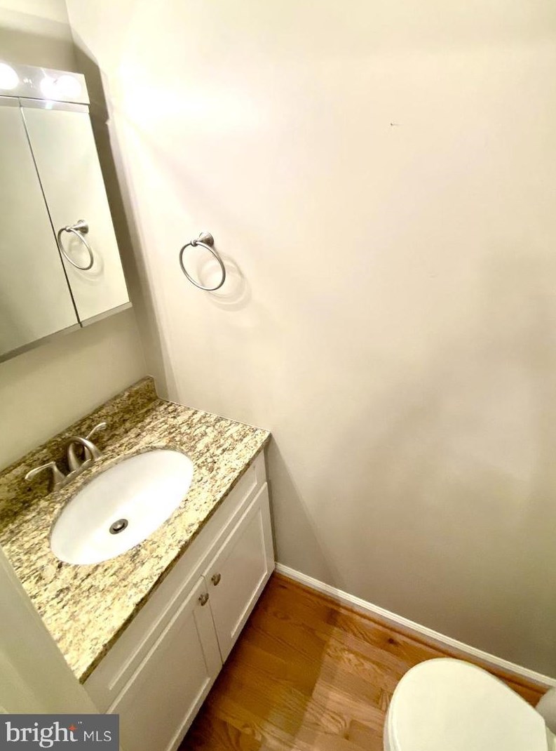 3103 Grove St, Arlington VA  22202-2334 exterior