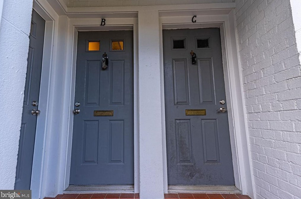 4644 28th Rd S Apt B, Arlington, VA