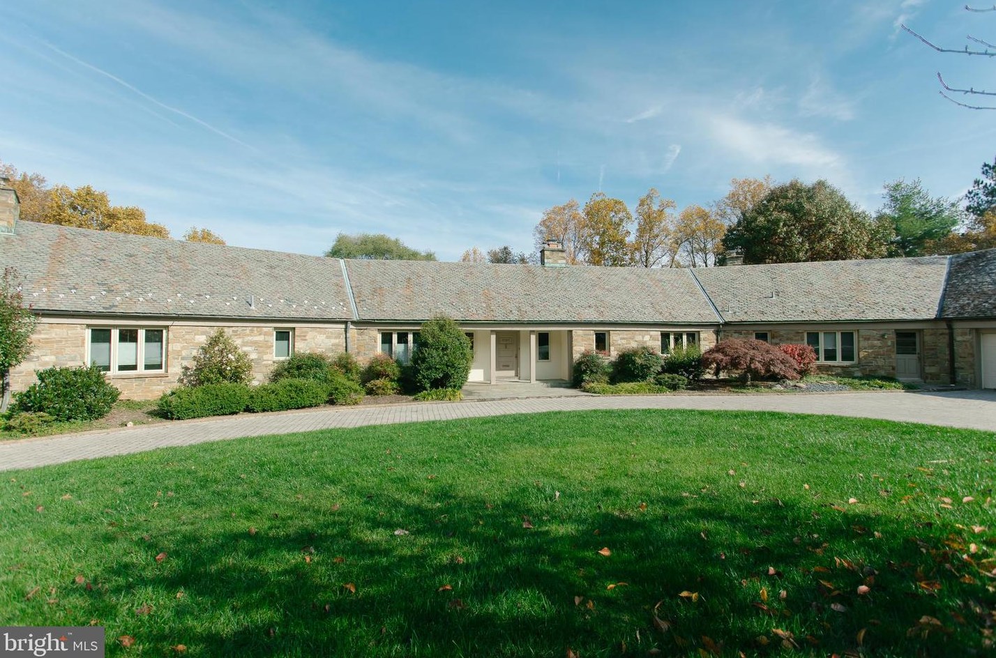 2757 N Nelson St, Arlington, VA 22206