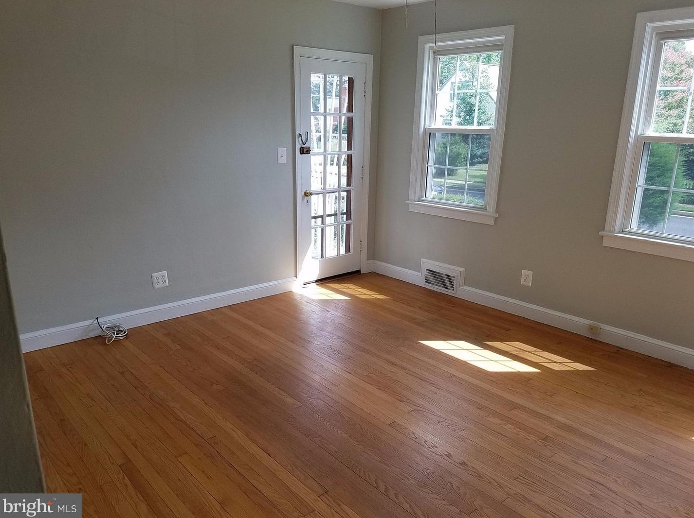 4309 6th St S, Arlington, VA 22204