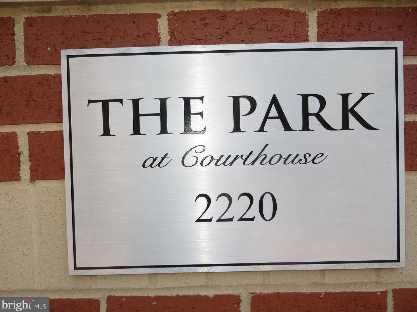 2220 Fairfax Dr #610, Arlington, VA 22201