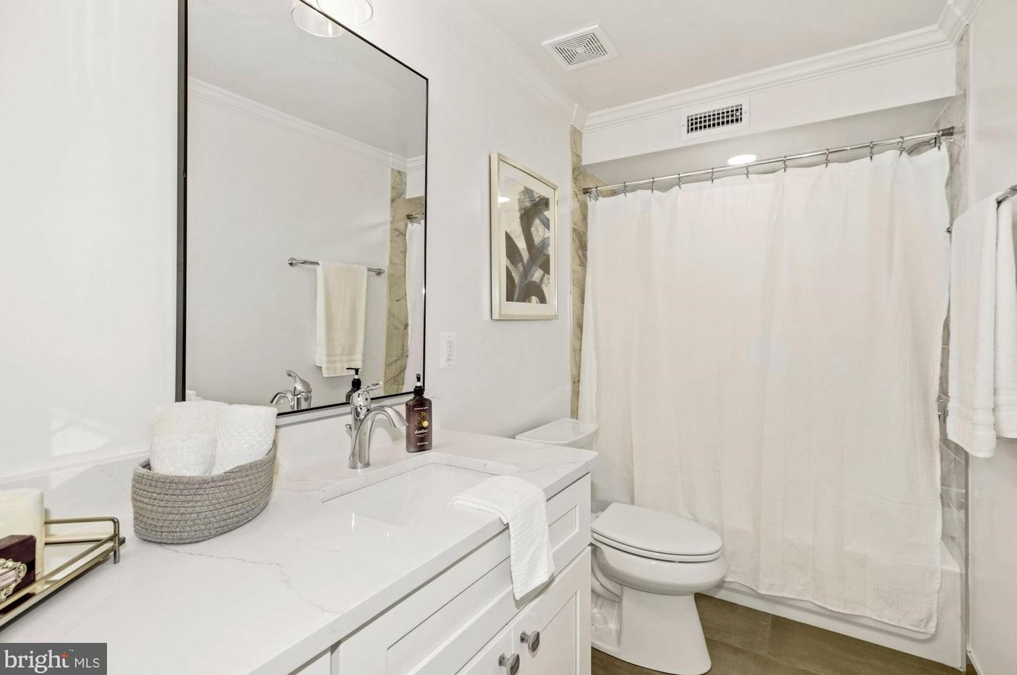 2762 Randolph St, Arlington VA  22207-5223 exterior