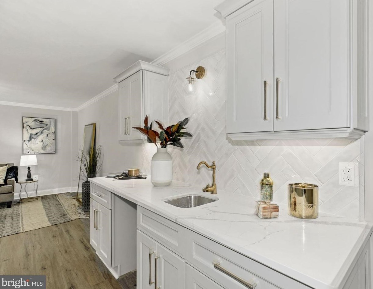 2762 Randolph St, Arlington VA  22207-5223 exterior
