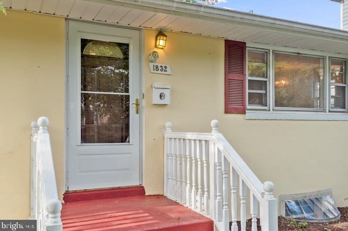 1832 N Culpeper St, Arlington, VA 22207