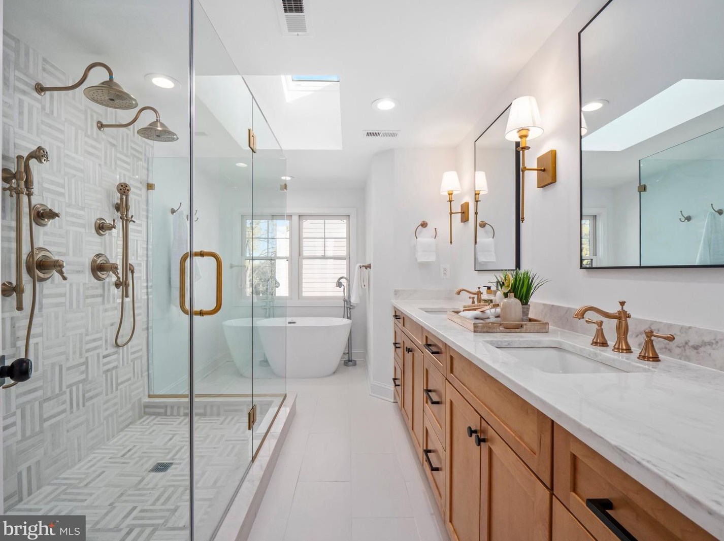 924 Lebanon St, Arlington VA  22205-1434 exterior