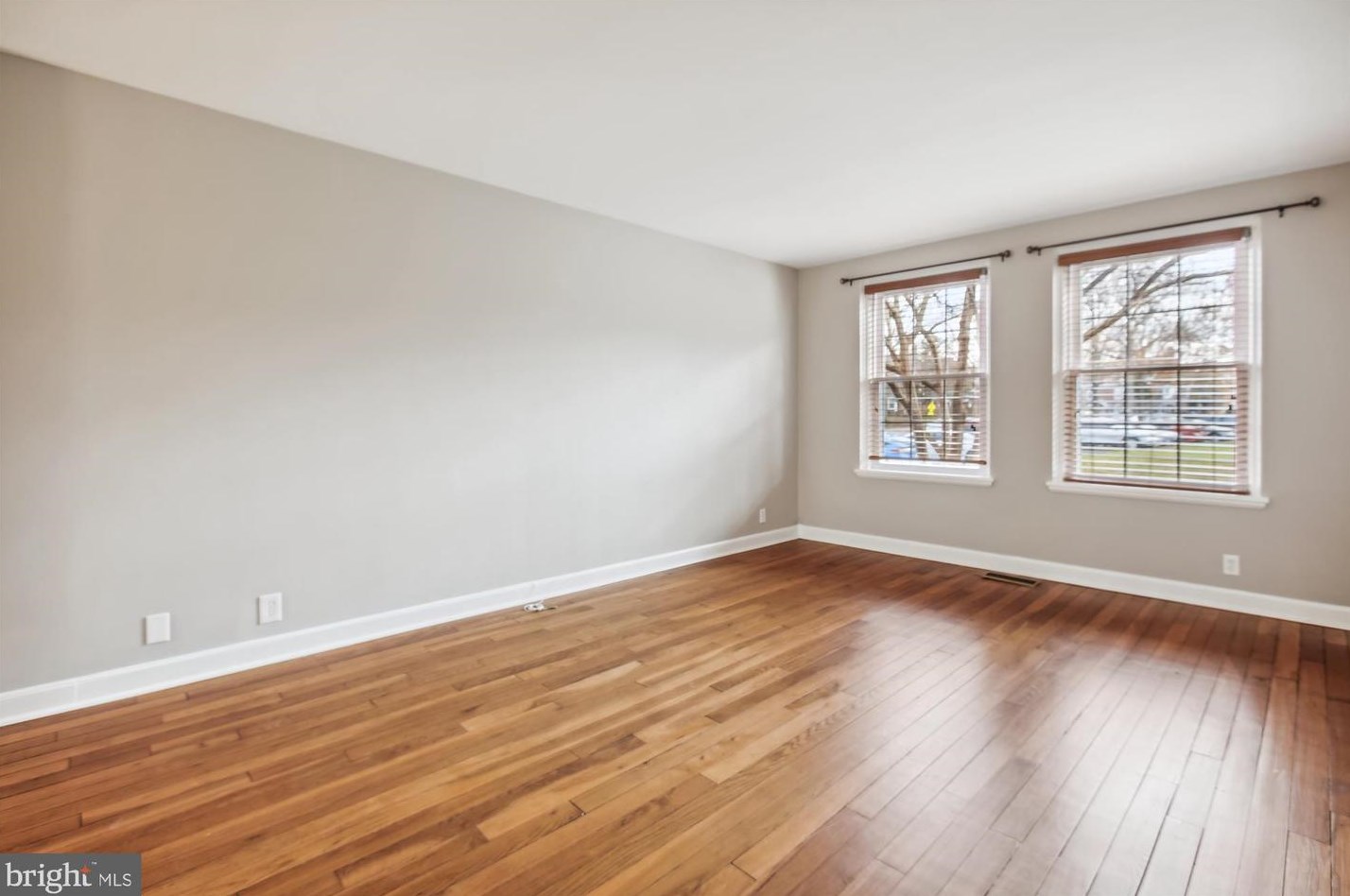 4316 34th St S Apt A2, Arlington, VA 22206