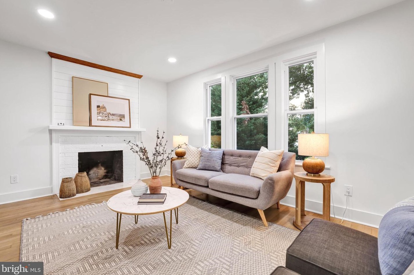 2627 S Uhle St, Arlington, VA 22206