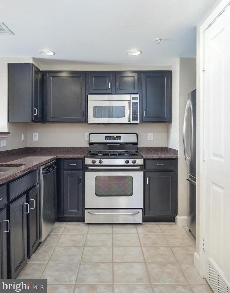 1201 N Garfield St #501, Arlington, VA 22201