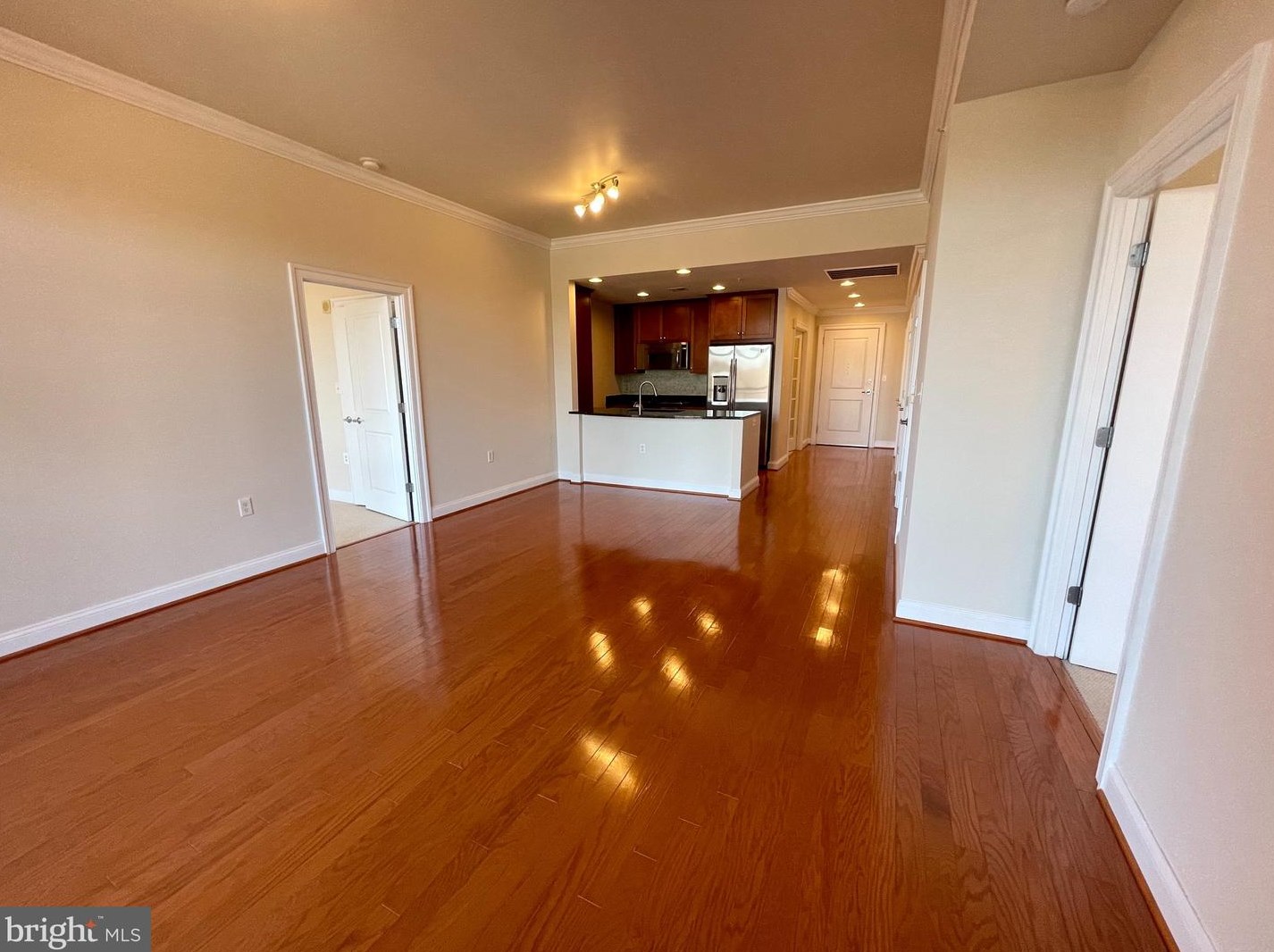 3625 10th St N #510, Arlington, VA 22201