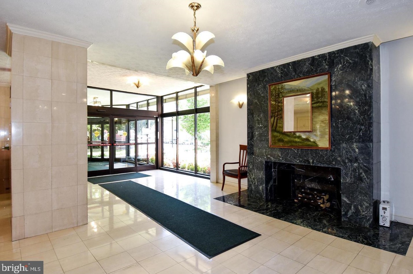 1121 Arlington Blvd #110, Arlington, VA 22209