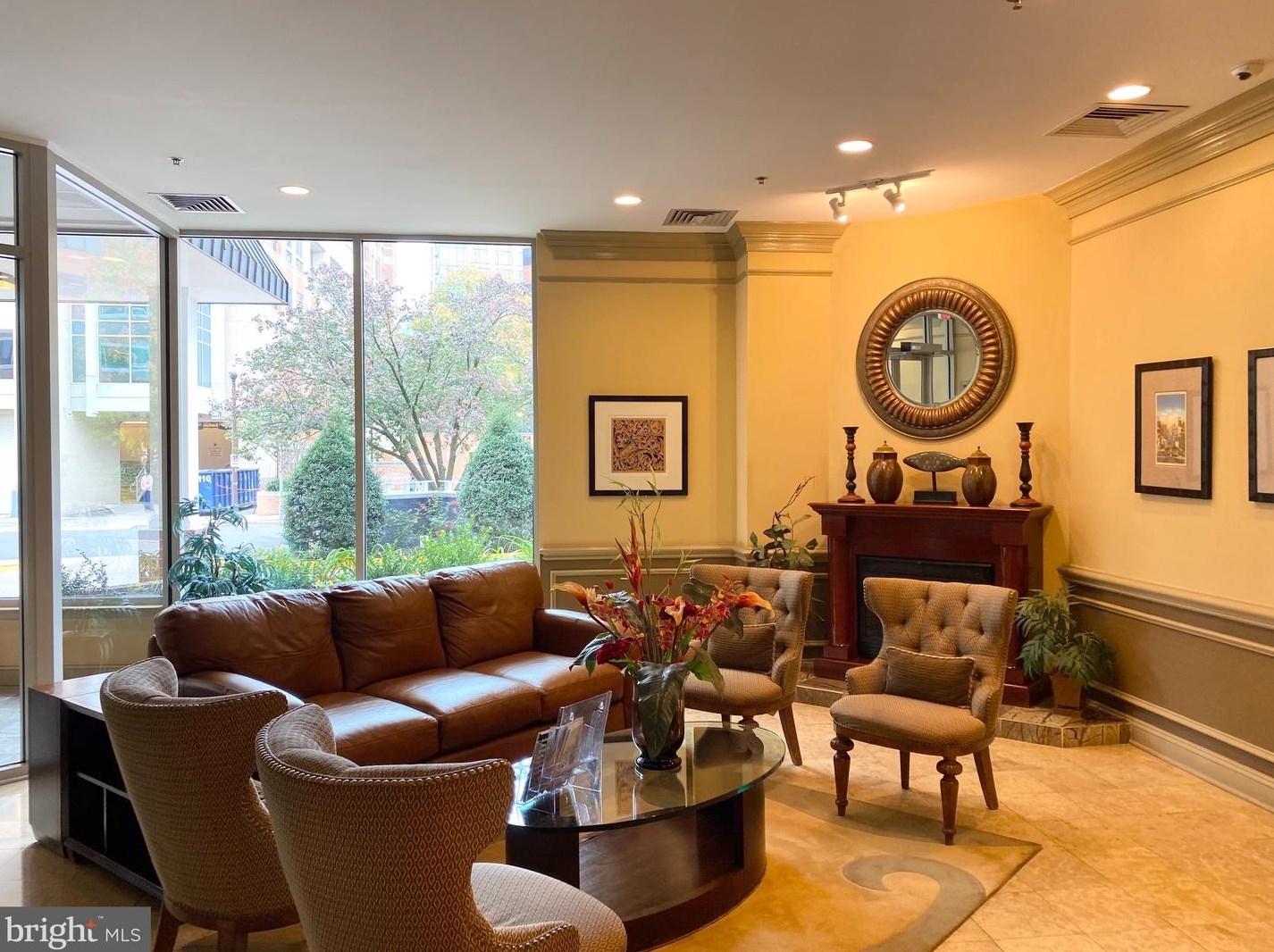 1001 N Vermont St #903, Arlington, VA 22201