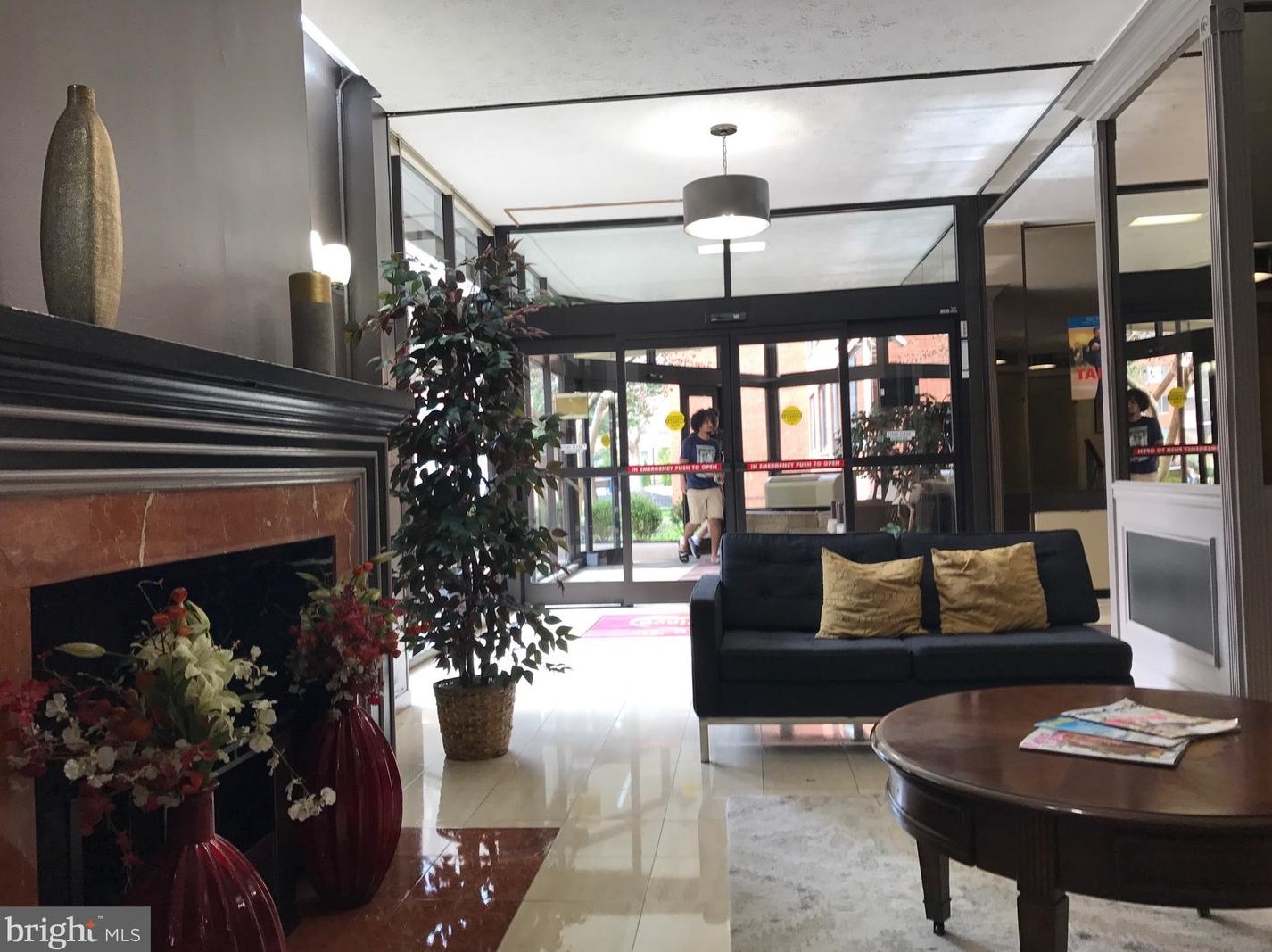 1021 Arlington Blvd Apt 1017, Arlington, VA 22209