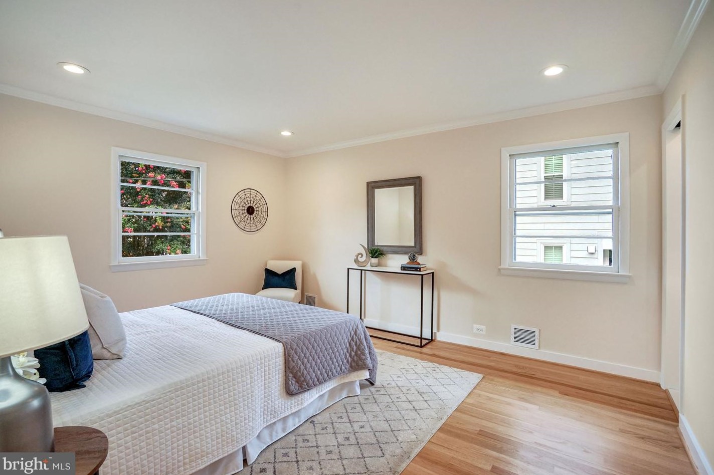 2600 Nottingham St, Arlington VA  22207-1249 exterior