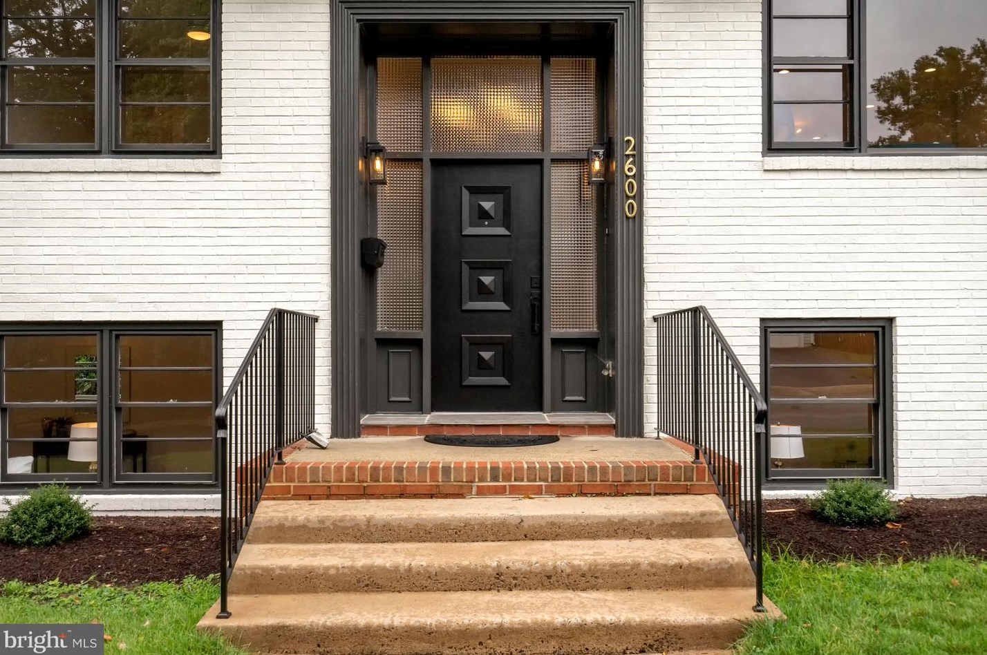 2600 Nottingham St, Arlington VA  22207-1249 exterior