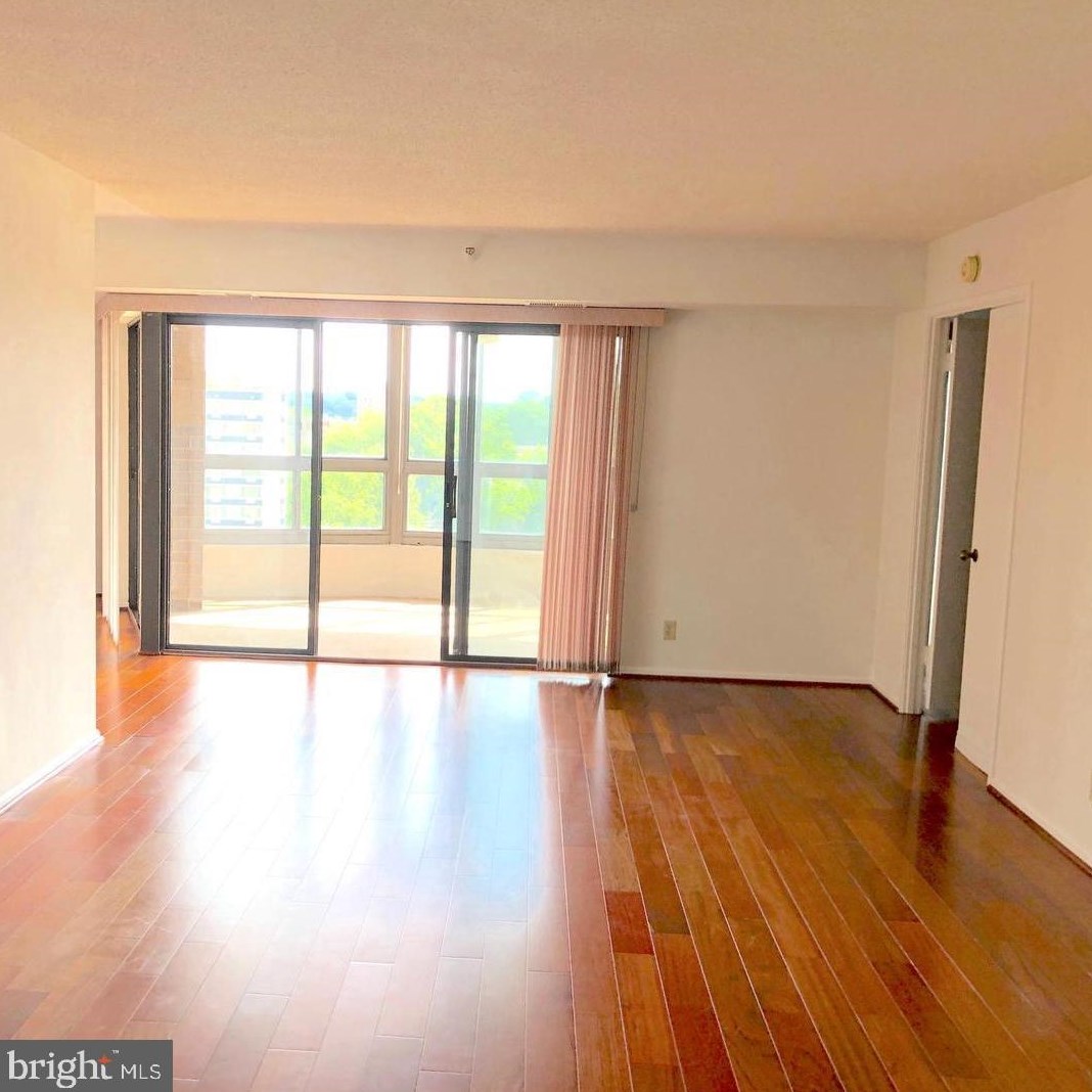1600 N Oak St #922, Arlington, VA 22209