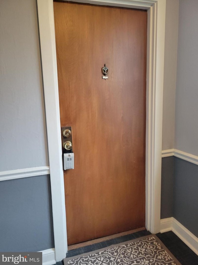 2713 Arlington Blvd #125, Arlington, VA 22201