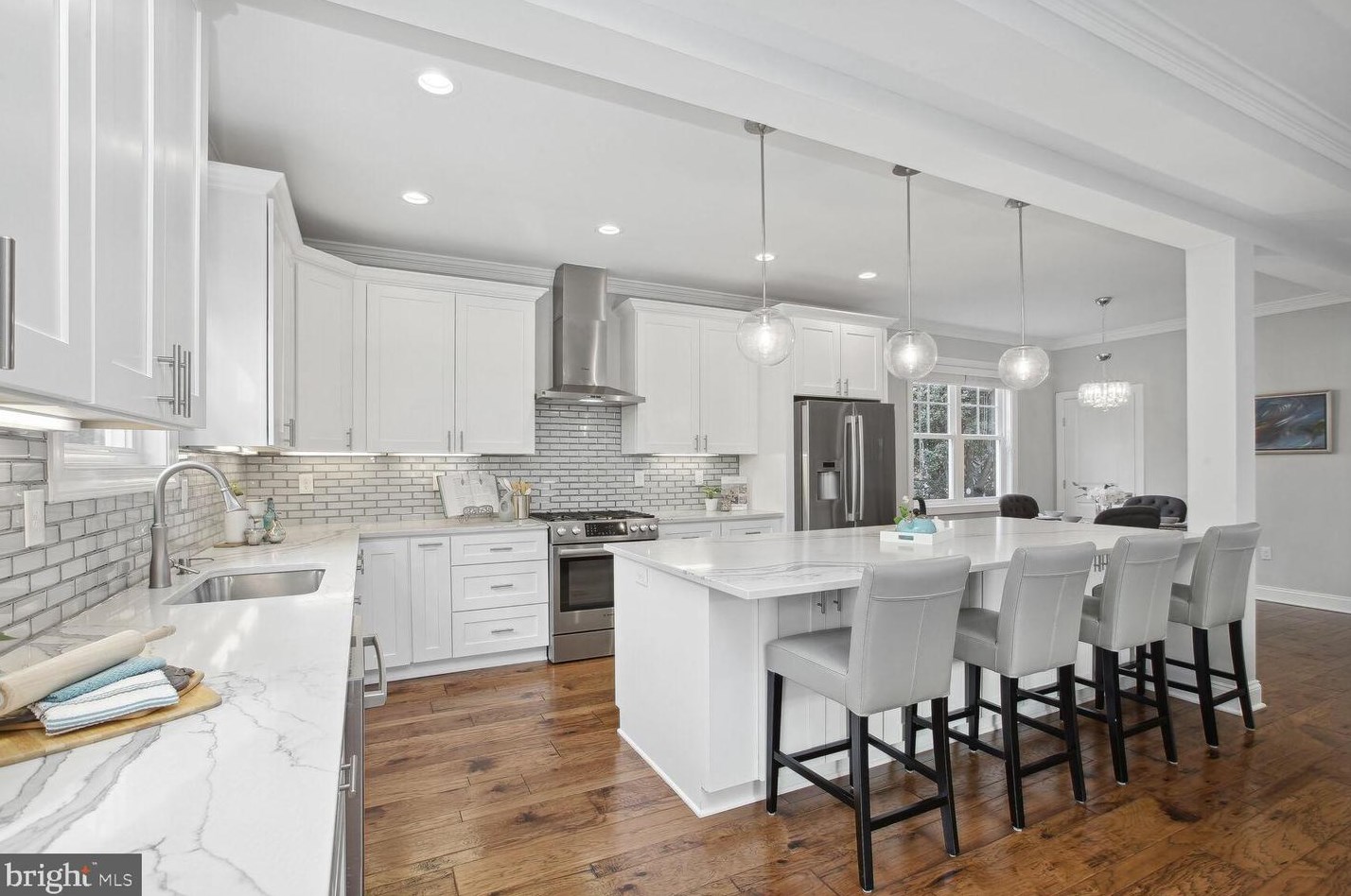 1244 Taylor St, Arlington VA 22201-5728 exterior